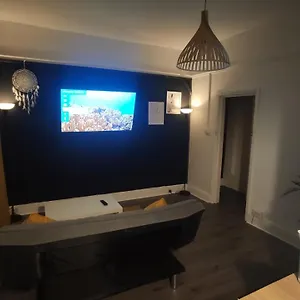 Beautiful 1 Bedroom Apartment