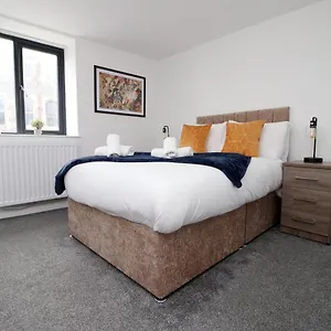 Luxury Loft Apartment! Great Location Apartment